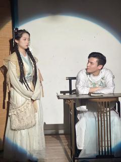 对不起啊大家,
我尽力了,
但终究未活成你们想要的样子。