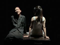 如今一切的暖,都是过往尚未消退的热,如一场成为绝症的普通伤寒