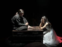 如今一切的暖,都是过往尚未消退的热,如一场成为绝症的普通伤寒