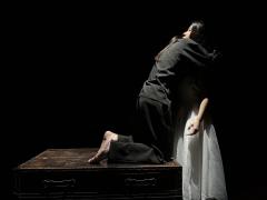 如今一切的暖,都是过往尚未消退的热,如一场成为绝症的普通伤寒