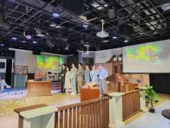 以案件庭审为主题的沉浸式互动小剧场话剧。是苏州文化艺术中心新