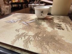 整体延承了《镜》，海岛日记的开法比原版更有利于玩家体验

遇