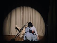他会一直在我身边,所以我会一直赢。
剧本名称:万仞青山听水