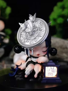 无双镇—SKULLPANDA手感分享来啦
重量上属于中等偏重