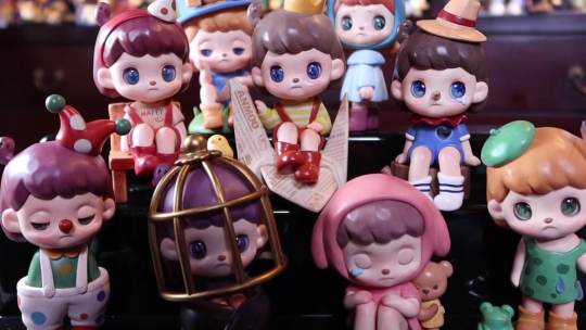 盲盒故事解读｜阿默并不是你想象得那么可怜…