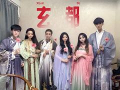 【含剧透】
如果是你,一起坠入深渊,满身泥泞又如何!