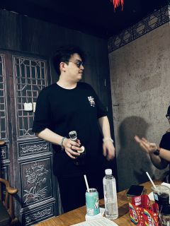 【唐人街捉妖,含剧透分割线,请放心食用】
“愿千年之后,我们