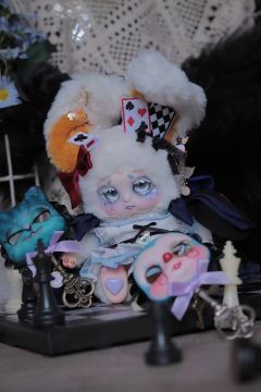 Cino改娃-黑暗之国的爱丽丝


原娃：花房精灵蓝玫瑰
改