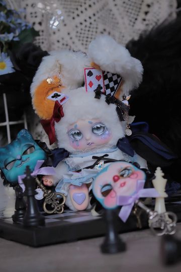 Cino改娃-黑暗之国的爱丽丝原娃：花房精灵蓝玫瑰改造：缝制兔耳➕手绘眼片➕脚掌爱心➕立体睫毛➕手作面具x2壮士：炭炭炭炭烧脑花