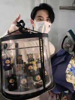 很高兴认识演员王培杰，认识王培杰在舞台上演绎的每一个角色，作