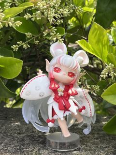 潮玩族五周年

儿时第一本插画读物就是《西游记》
小时候就崇