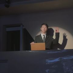 补课山岗，阿三家的投影屏和沙发真的很容易让人代入和沉浸啊。如