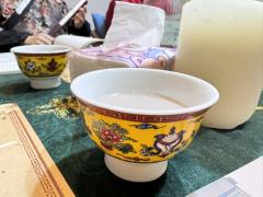 日子过得太苦，我总不敢有期待。可再苦的人，都会有甜的时候，哪