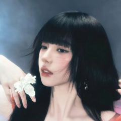 柳智敏的头像～
知珉太美了！不愧是五颜一
蛇系美人(✪ω✪)