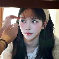 柳智敏的头像～
知珉太美了！不愧是五颜一
蛇系美人(✪ω✪)