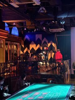 看完之后我在心中感叹,难怪它这么受欢迎🔥环境式驻演音乐剧《