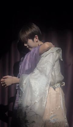 璃火一场视听与情感的双重盛宴
店铺: @1219·推理探案社