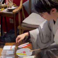 “宝儿,我来晚了,哥哥给你送花灯来了”
🌼剧本杀类型:爱情