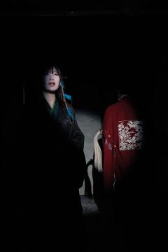 “即便前路迢迢 也望君珍重 盼来日重逢”

📘剧本故事
相