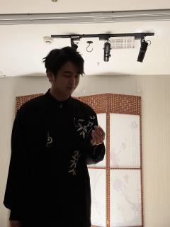 “若是爱你成为了信仰，那思念便是最虔诚的祷告”

✨店家：岚