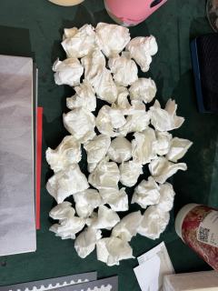 “鲨鱼安魂曲,还在回响吗?”
 
体验剧本:流氓叙事
体验店