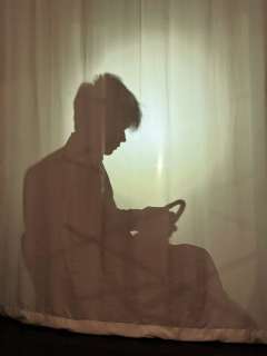 【含剧透】
韩式恐怖本-- --带你揭开偏远山村隐秘往事。
