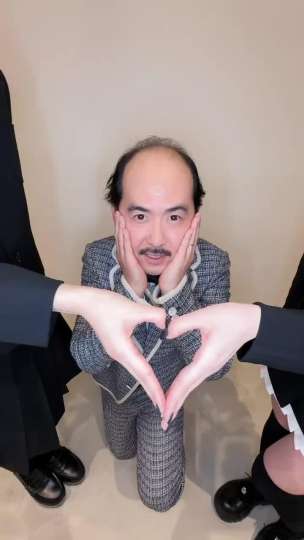 #ILLIT_AlmondChocolate with #斎藤さん 🍫🪽 #トレンディエンジェル斎藤さん #MOKA #모카 #IROHA #이로하 #ILLIT #아일릿 #ValentinesDa