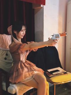 《流氓叙事:蒋伯驾篇》
自由意志杀不死我对她爱的沉沦
你欲擒