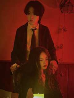 “我看见你了,羌青瓷。”
🌕体验店铺:第二人生
🌖剧本