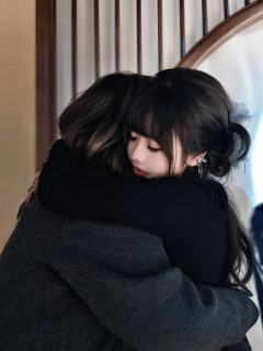 “爱,只有被赋予了死亡的期限,才有意义。我只愿你,在有限的生