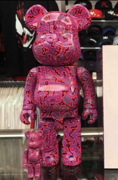 Bearbrick 🐻🐻🐻
向天才艺术家致敬
Keit