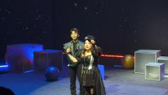 平凡如你我也许是宇宙中的Super star⭐️
大明星终于