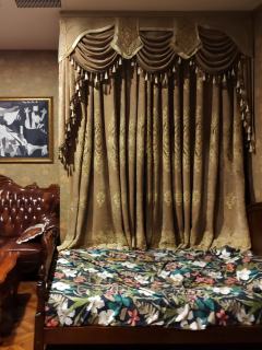 正大乐城地下一楼的奇雾镇沉浸剧场密室《悲惨世界》
来之前也没