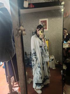 “东家，你这灯…还是我来掌吧…”
“东家，我斩予你看”

打