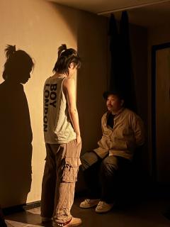 眼泪还是留给天抚慰,你是前度何必听我吠
店铺:
演职人员: