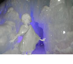 这里波音，试着来这里营业，请多关照，，嗯！