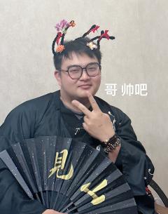 这个盛京很好，不枉我来过，
顾江是柳州的顾江，柳州是大凉的柳