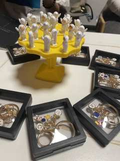 温和良夜-披着科幻末日皮的纯爱本。
时长:店家觉得5h就o