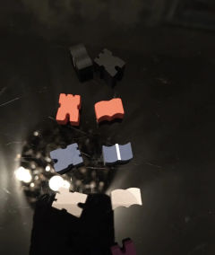 【游戏概况】

游戏人数：2-5 人

游戏时长：四十分钟左