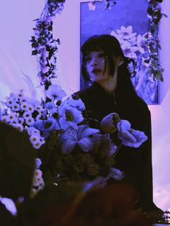 “这世上一定会有很多人爱我。我可能，也会爱上很多人。”

水