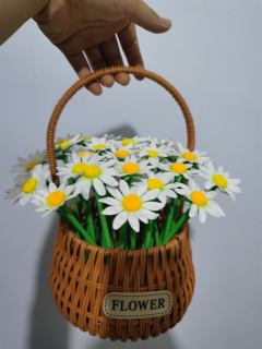 永生花小雏菊
超轻粘土加树脂土混合制作，纯手工