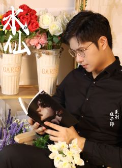 双镜定妆照新鲜出炉了 @双镜沉浸式推理馆 
#《水仙》剧照
