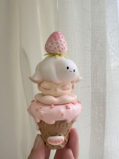 Dimoo改娃｜草莓甜筒冰淇淋🍦