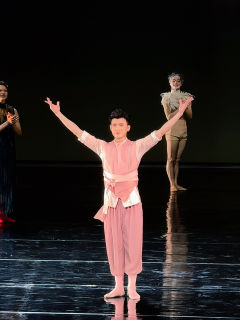 ✨Hi。我是爱看剧的麦琪。为纪念《雷雨》发表90周年。舞剧《