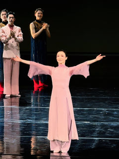 ✨Hi。我是爱看剧的麦琪。为纪念《雷雨》发表90周年。舞剧《