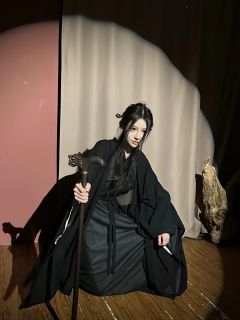 她是杭州毫无争议的“明星DM”;
她是我心目中毫无短板的全能