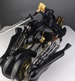 把玩小心，部分配件有断裂风险，比如剑柄和摩托车踏板