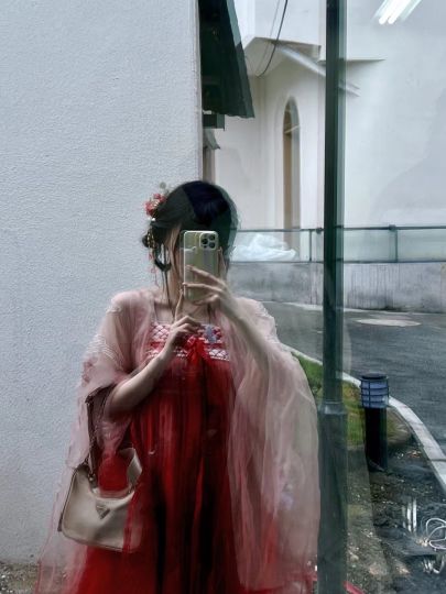妩媚不烦骡子黛
春山画出自精神

今日演员∶
人族—陈风：小飞
塔灵—乌兰朵：清思
鬼王—古墨尘：五狸
暗卫—连祎：耳夕
老猫—方休：AZ
兔兔—阿年：小雅
风仙—司徒铃： 小怡
酒神—褚衡：十五
中