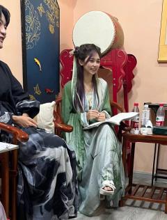 我就想晒晒我拼车遇到的无敌养眼的严柳cp

把本里可爱天真烂