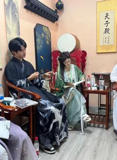 我就想晒晒我拼车遇到的无敌养眼的严柳cp

把本里可爱天真烂